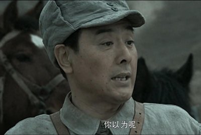 《亮剑》中被忽视的丁伟,文武双全战绩彪炳,配角掩盖了传奇